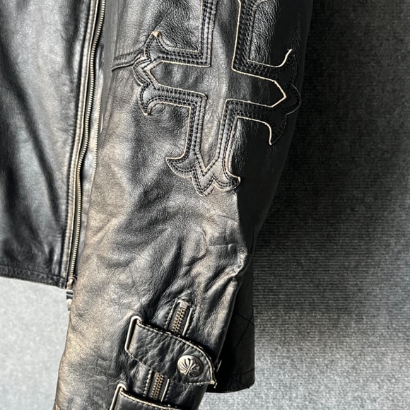 Affliction, Limited Edition-130/930. - Picture 4 of 6